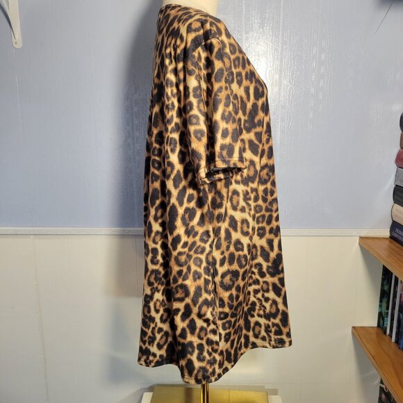 L&B Lucky & Blessed Extra Large Black Brown Animal Print V Neck Shortsleeve Tee - Picture 4 of 8